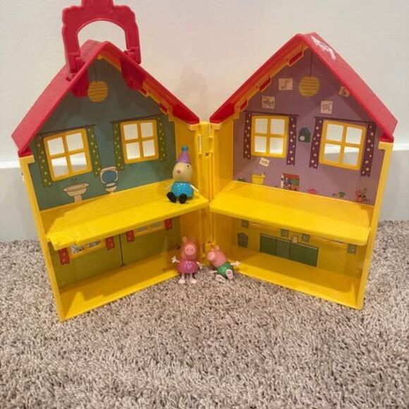 Peppa Pig Deluxe House Playset Toy With 3 Pigs/Accessories Figures - Picture 1 of 6